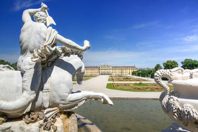 Sch&ouml;nbrunn Palace, Vienna
